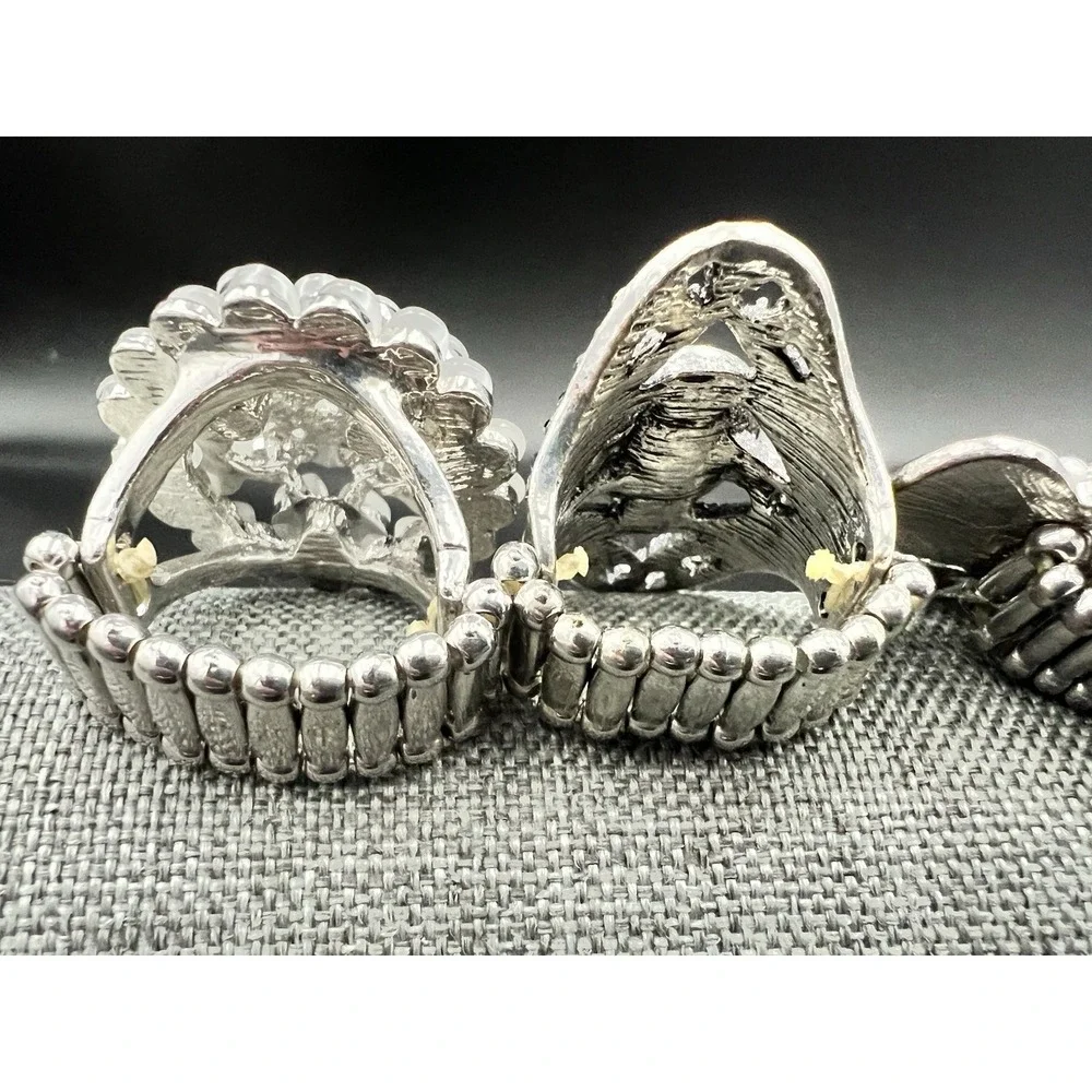 Silver Tone Stretch Ring Lot 5pc Floral Rhinestone Pearl Size 6-9 Goth